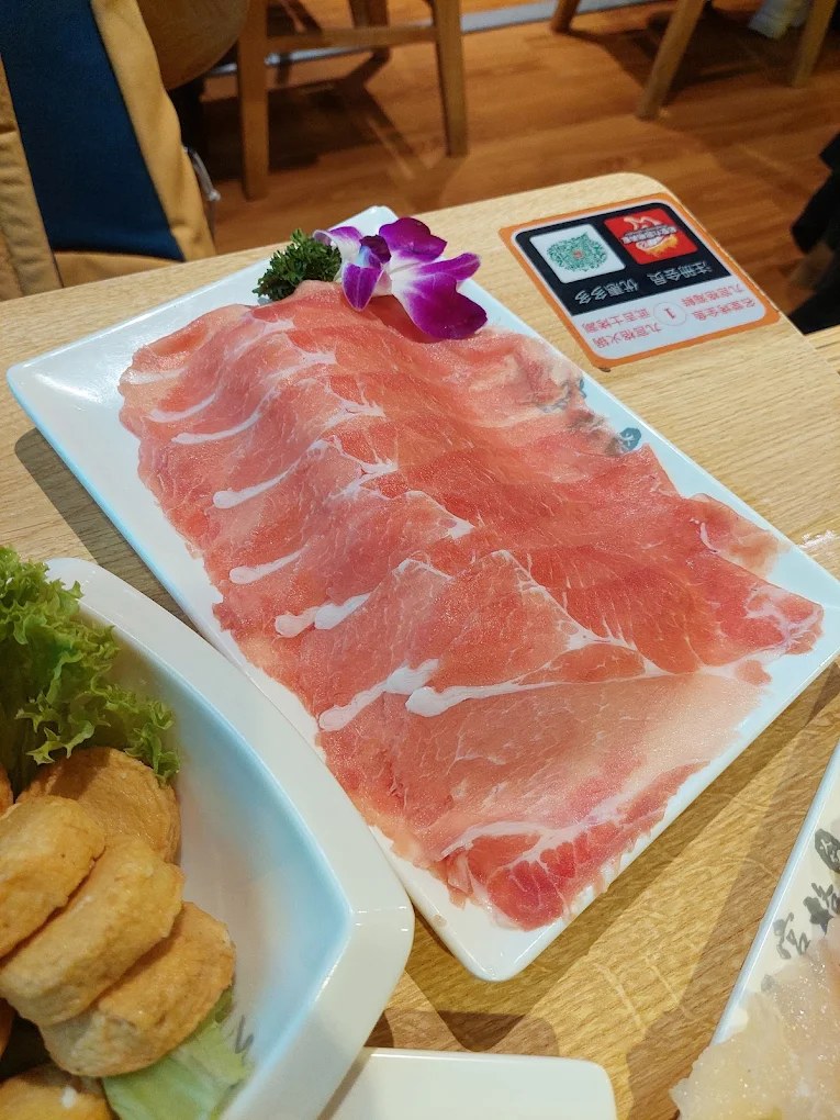 meat-jiu-gong-ge-hotpot-yi-ling