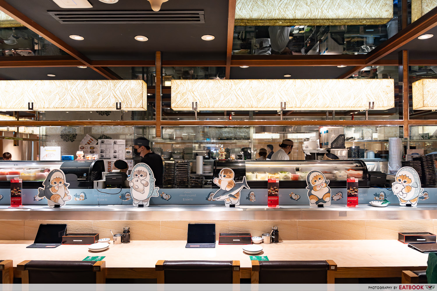 mofusand-sushi-tei-interior