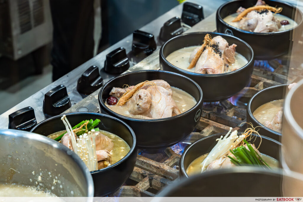 Bomul-Samgyetang-prep-shot
