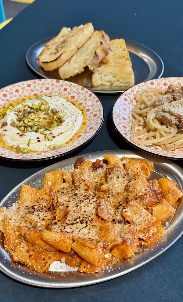 Bronzo-Pasta-Bar-flatlay