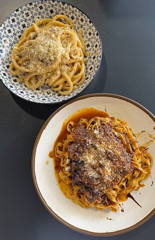 Bronzo-Pasta-Bar-mains