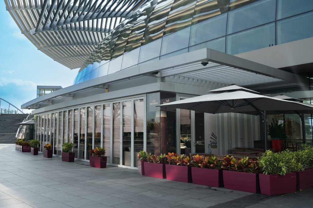 NESUTO-CAFE-STOREFRONT