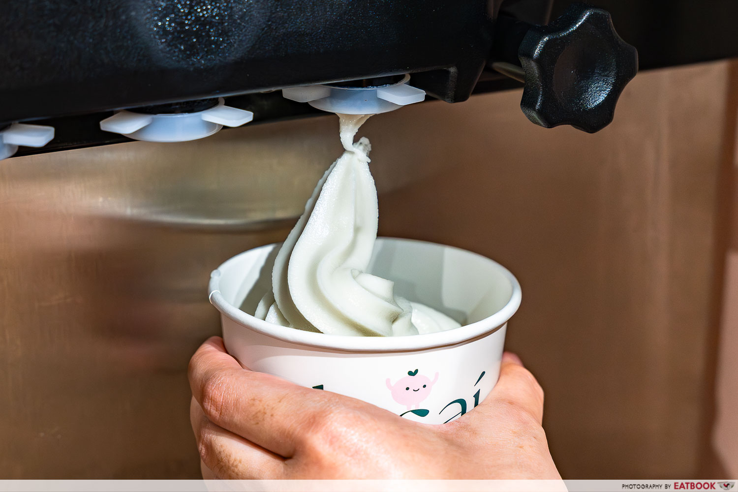 ah-cai-soy-ice-cream-prep