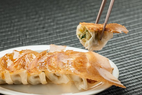 bari-uma-gyoza-birthday-deal-interaction