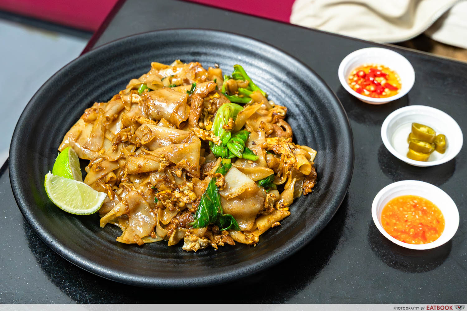 billion-food-point-jurong-east-mamas-thai-kitchen-stir-fry-hor-fun-establishment