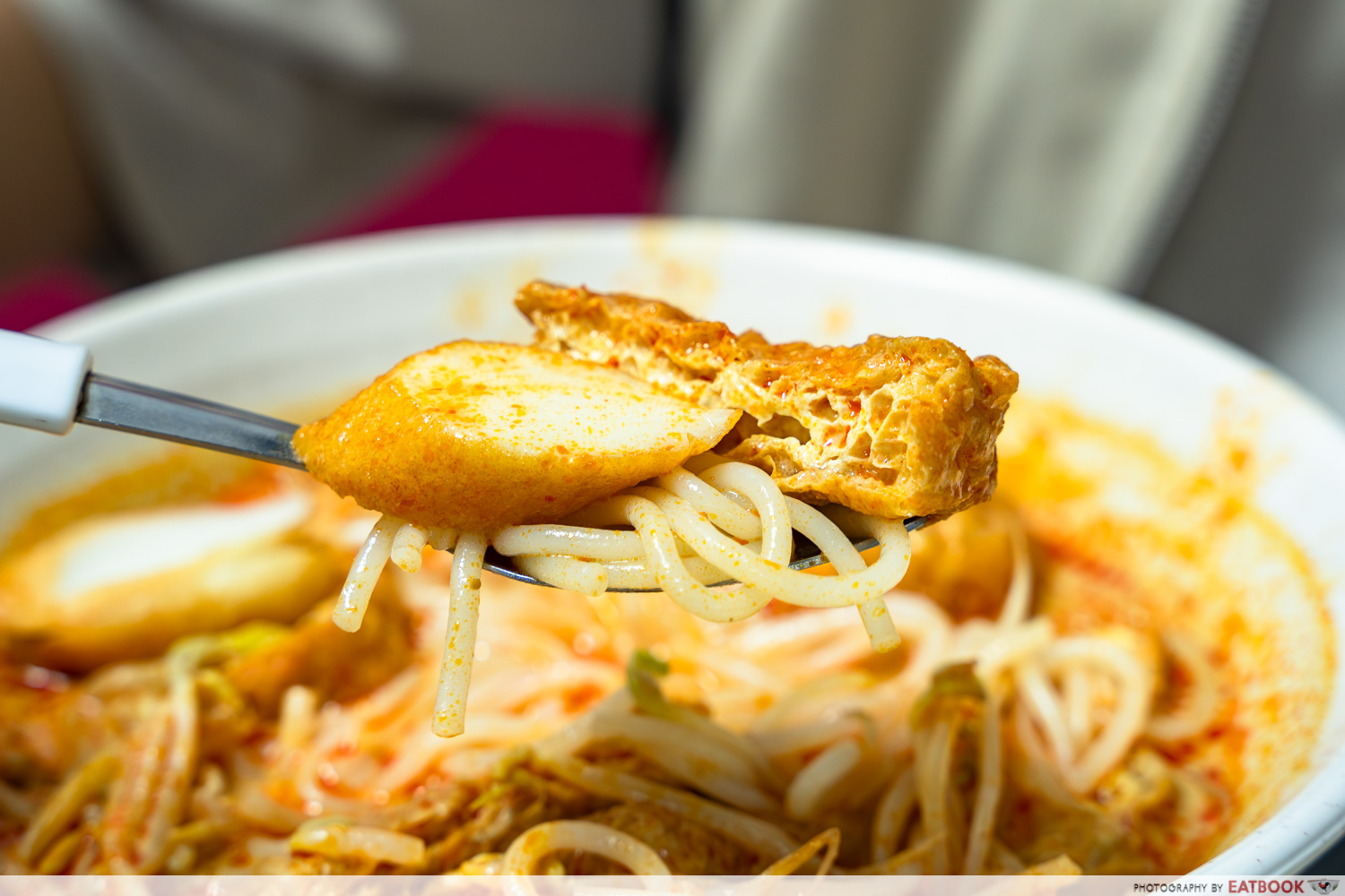 billion-food-point-jurong-east-yummy-yong-tau-fu-laksa-interaction