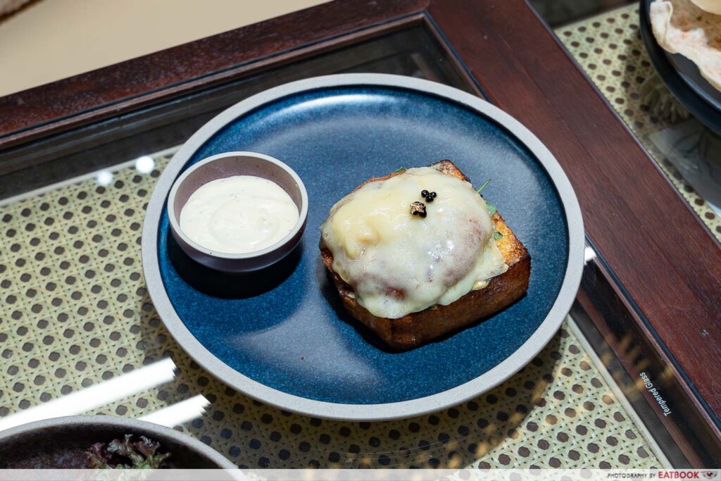 cafe-mary-grace-crab