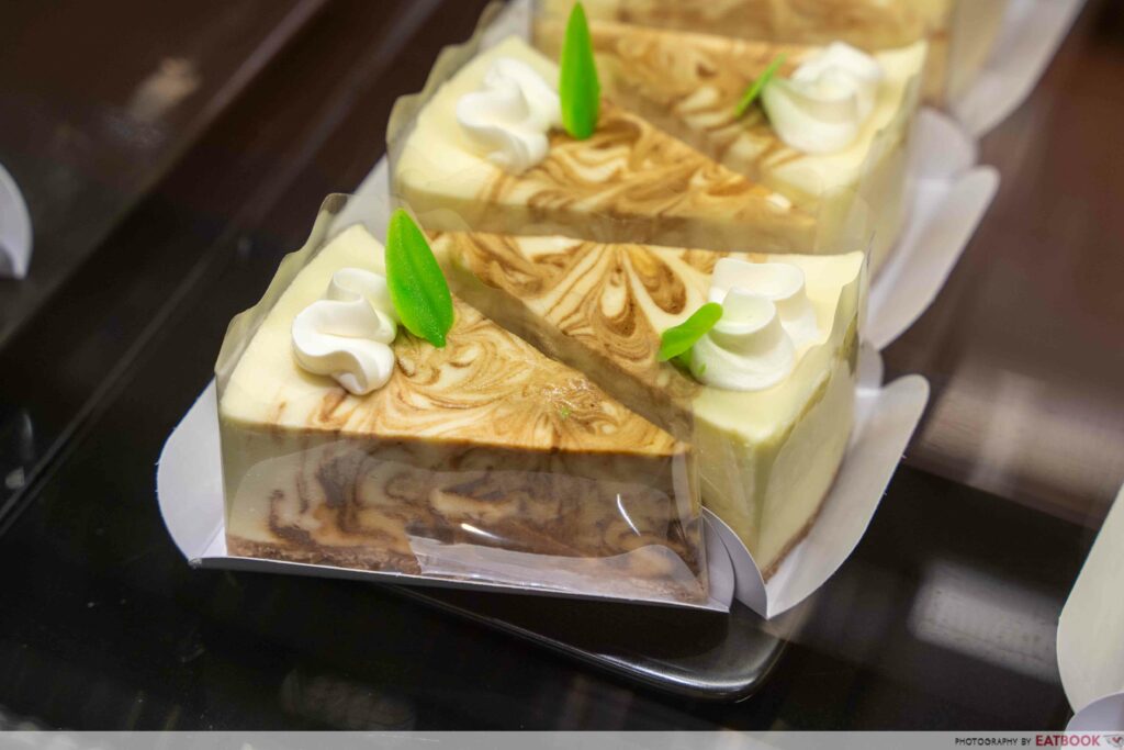 chagee-pagoda-house-cakes