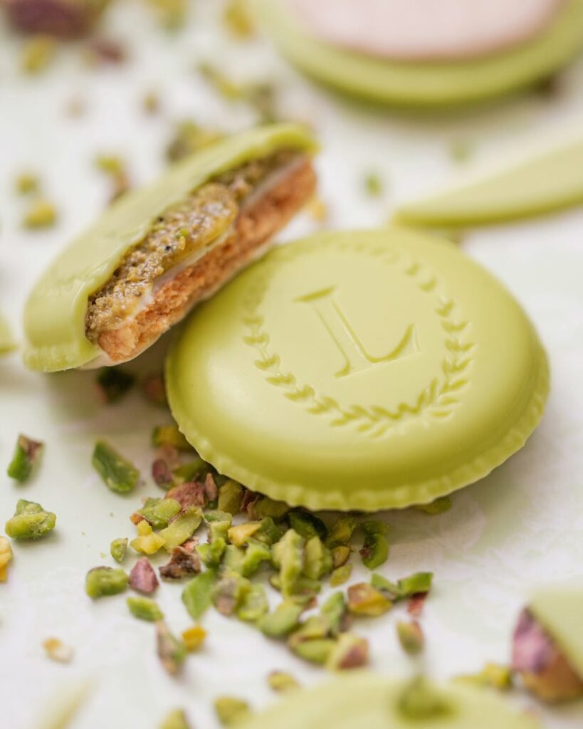 laduree-macarons-pistachio