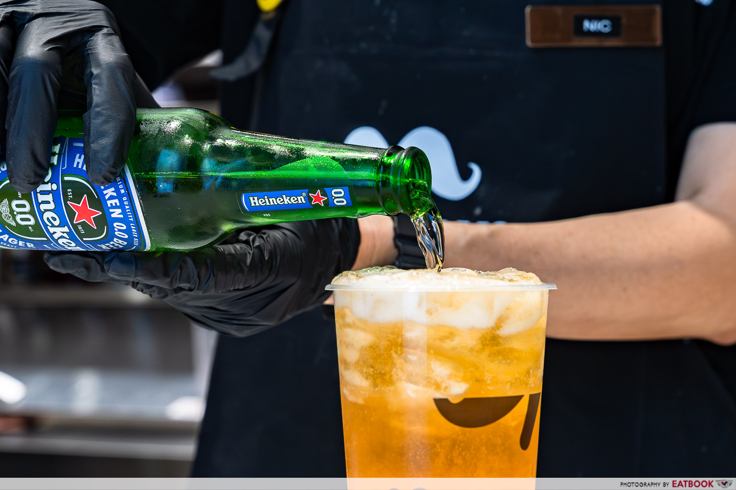 mr-sun-tea-mr-sun-golden-brew-beer-pour-prep