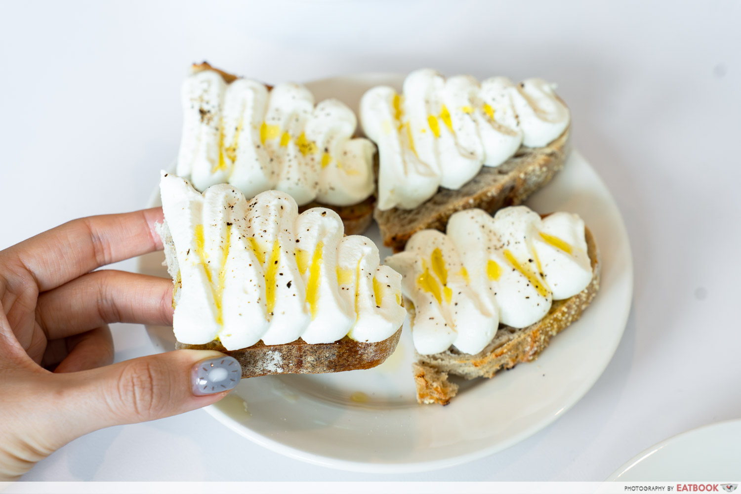 noci-pasta-bar-Ricotta-Crostini