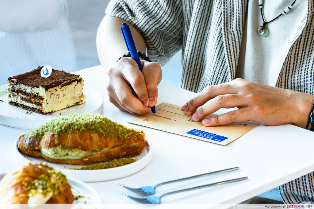 nuldam-space-cafe-writing