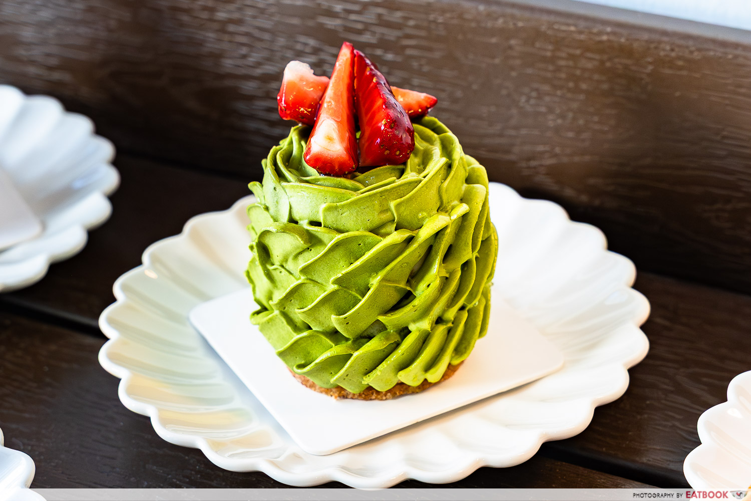 partage-patisserie-matcha-blossom-petit-gateau-establishment