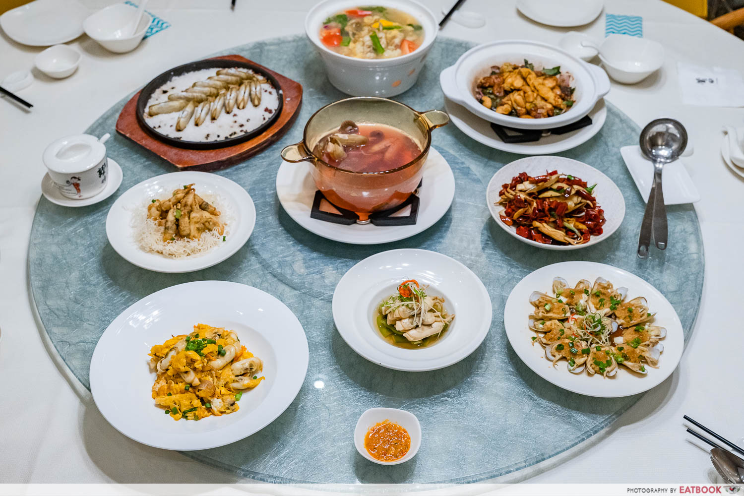 putien-food-group-shot