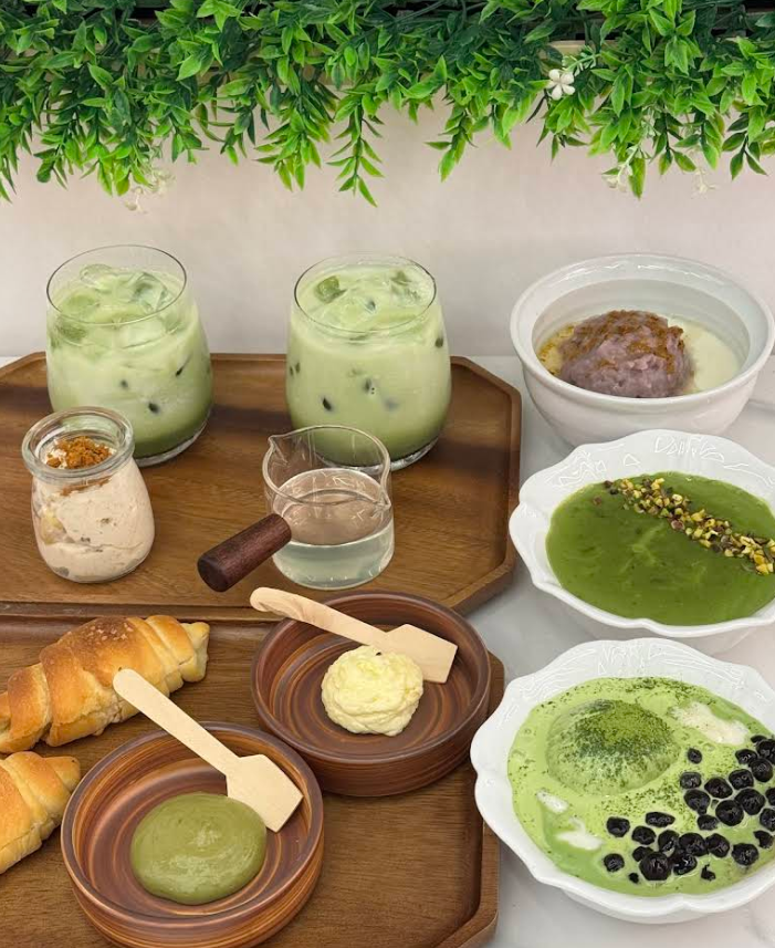 scape-suitok-flatlay