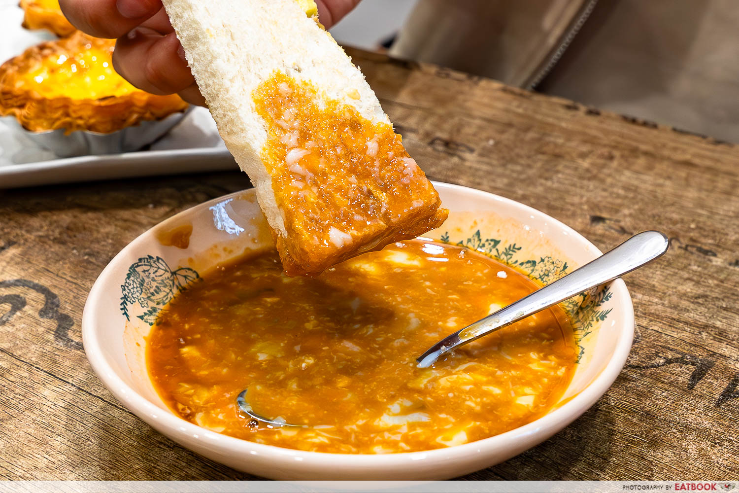 singapura-nanyang-coffee-kaya-butter-toast-interaction