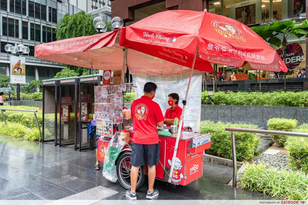uncle-chieng-ice-cream-cart
