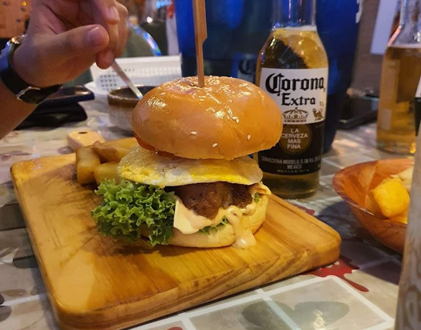 woody-peranakan-burger