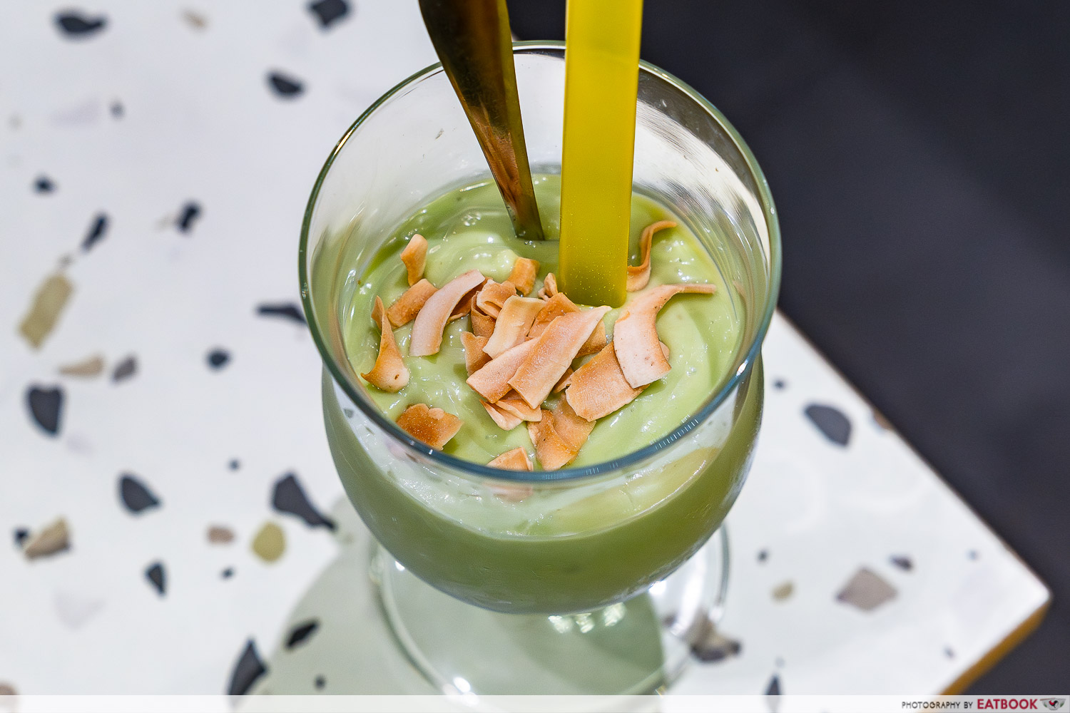 yenney-avocado-smoothie