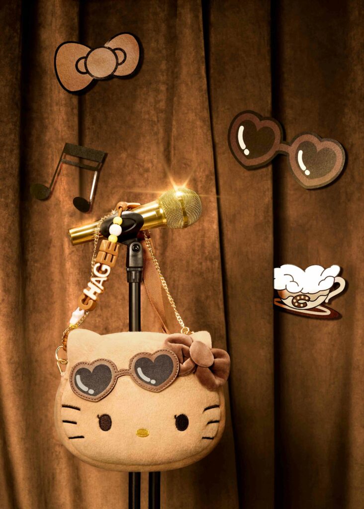 hello-kitty-chagee-merch-sling (1)