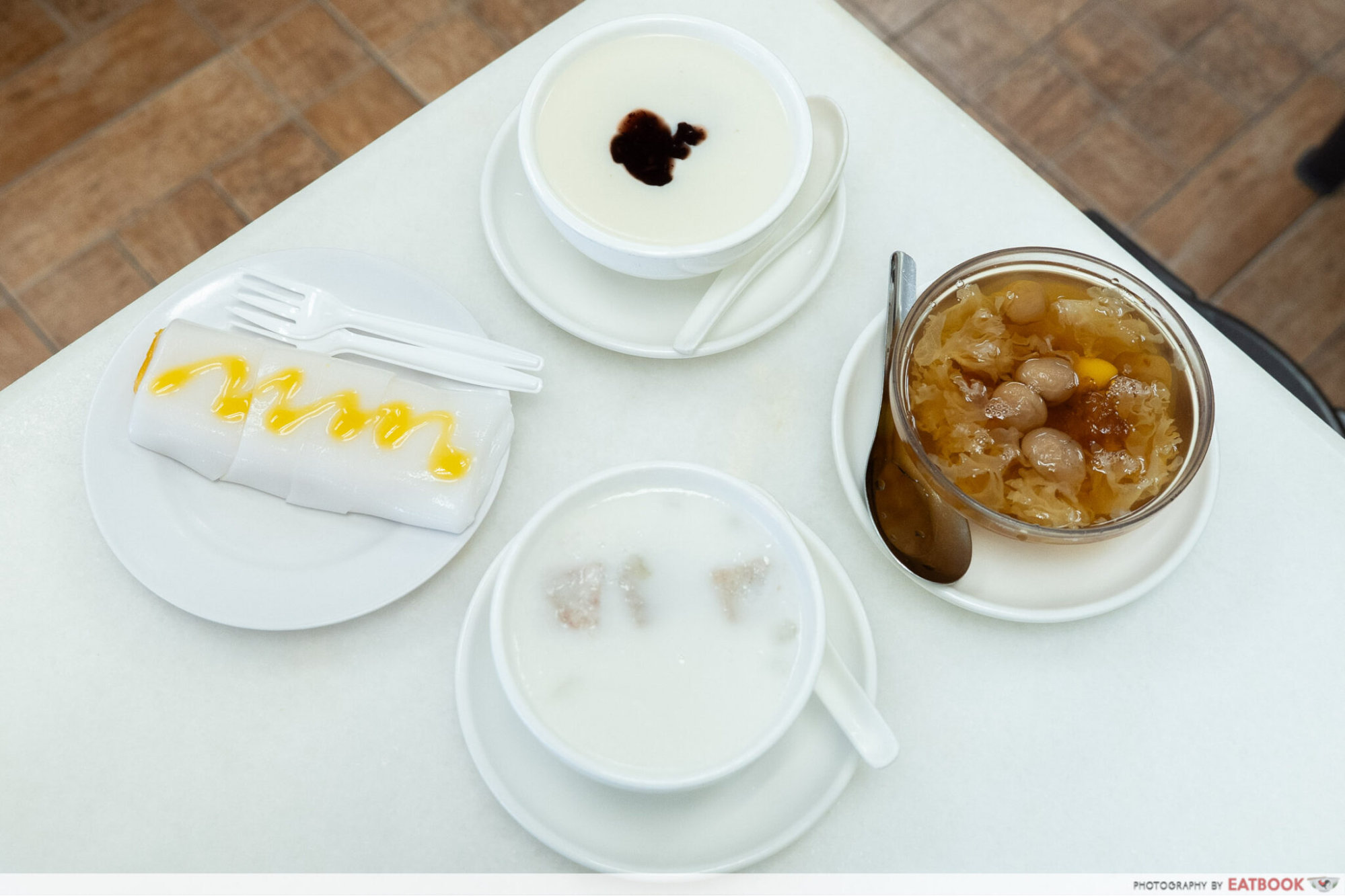 mei-heong-yuen-dessert-flatlay