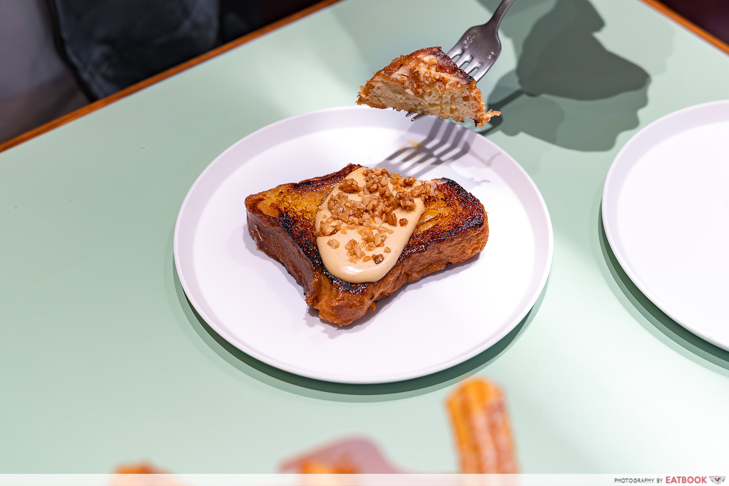 sundae-royale-peanut-butter-french-toast-interaction