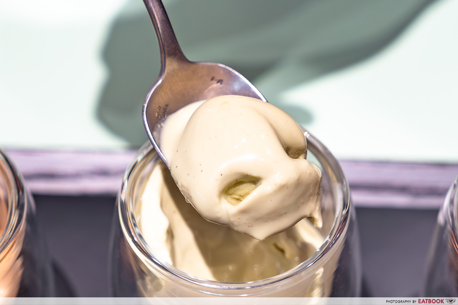 sundae-royale-pistachio-ice-cream-interaction