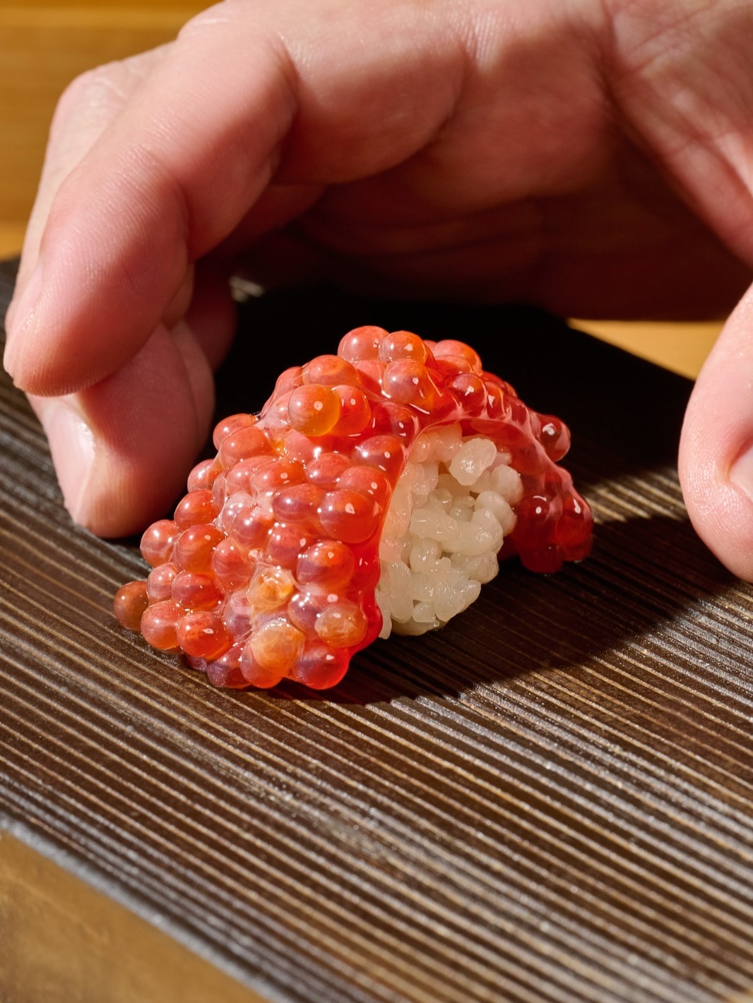 sushi-ashino-nigiri-prep