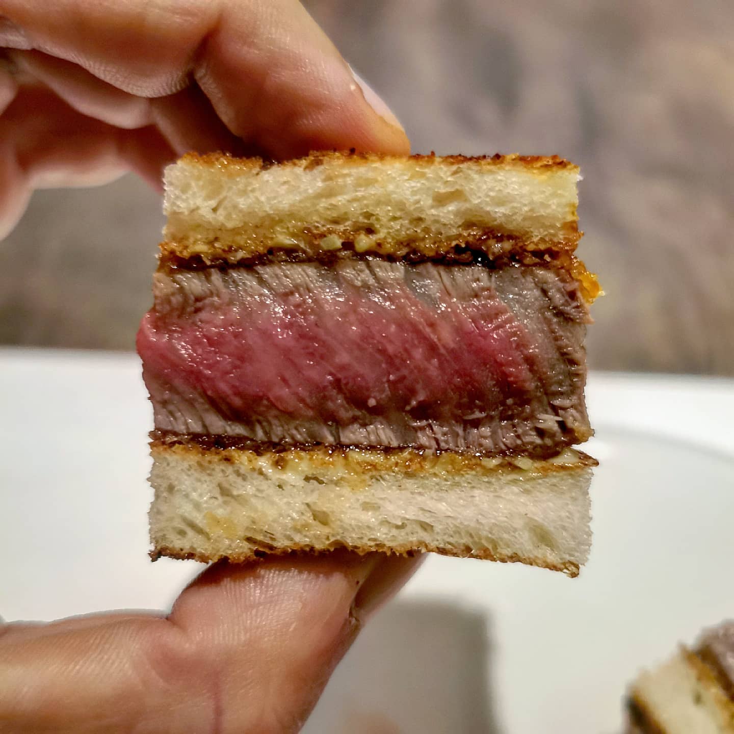 wagyu-jin-sando-interaction