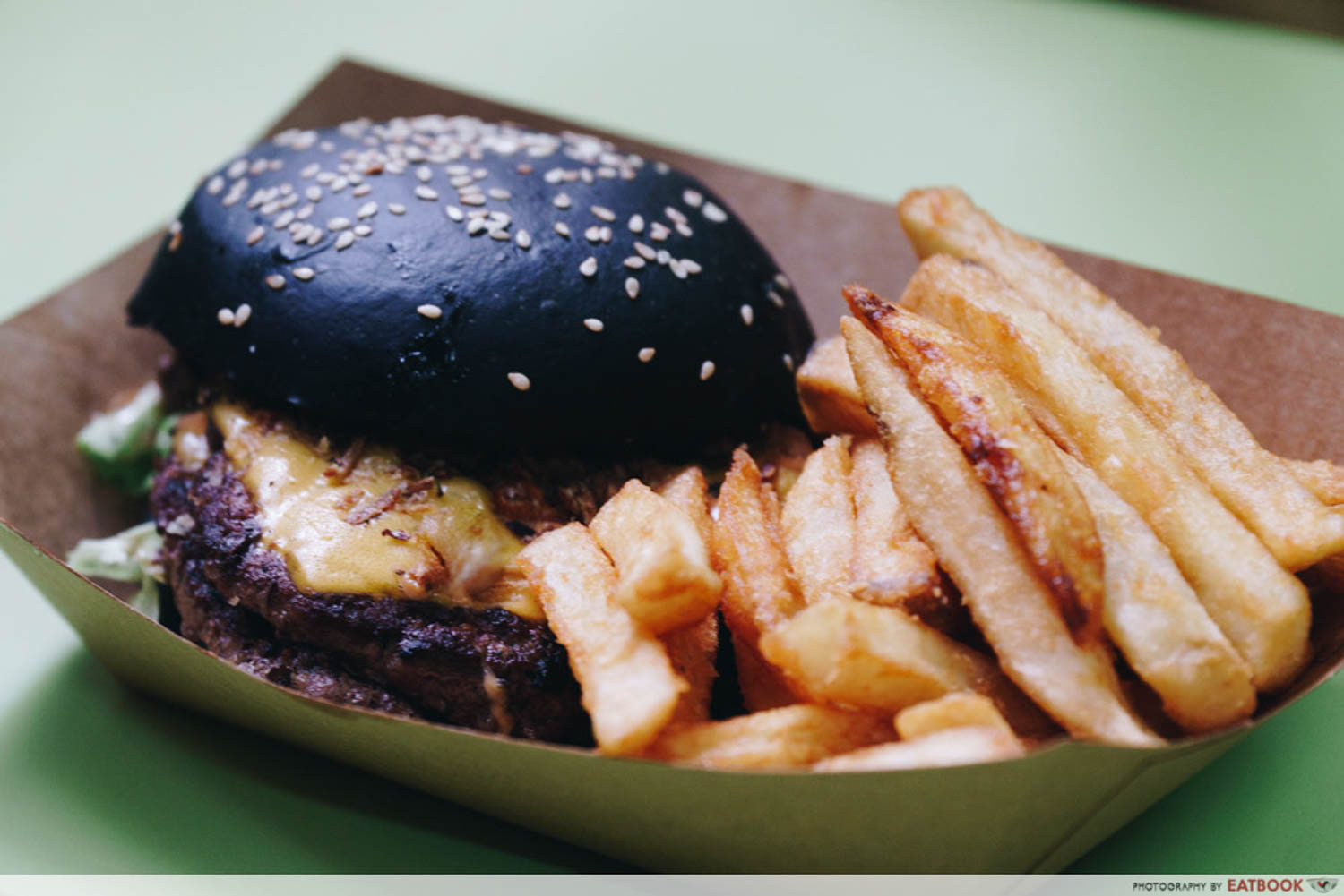 absolut-bazaar-ashes-burnit-classic-cheese-burger-establishment