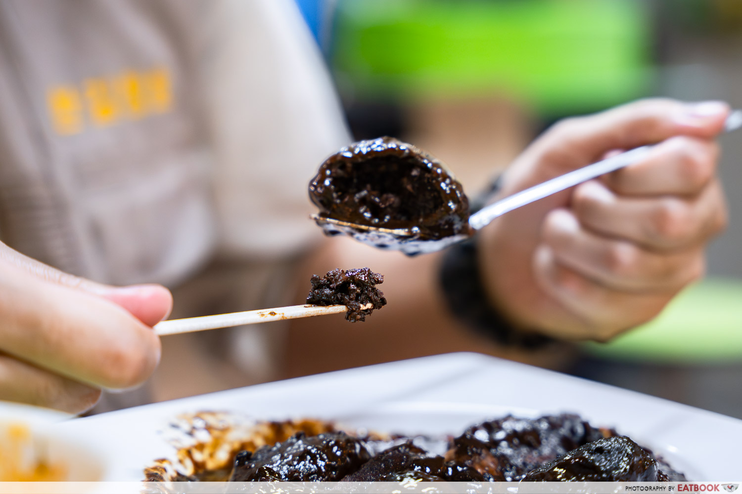 charlies-peranakan-food-ayam-buah-keluak-interaction