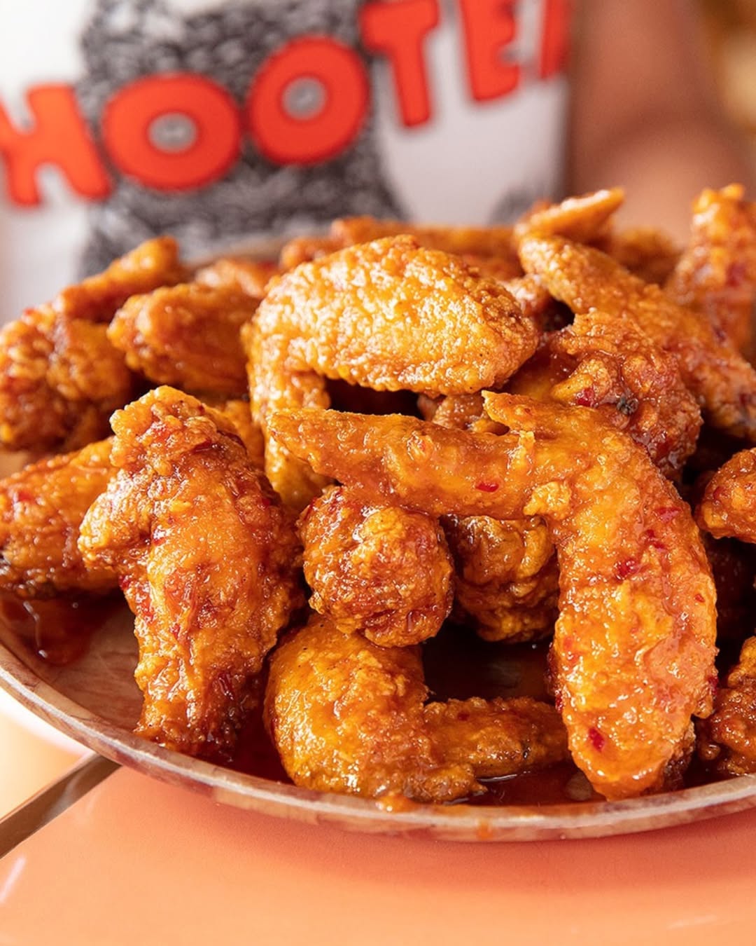 hooters-singapore-closed-chicken-wings