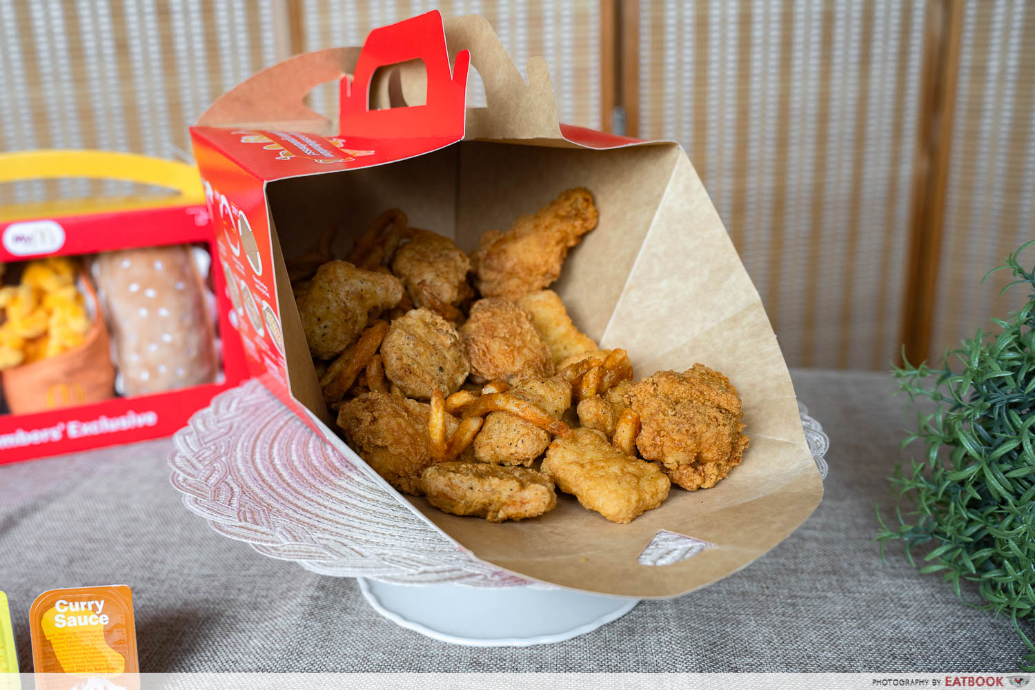 mcdonalds-lohei-treasure-box-establishment