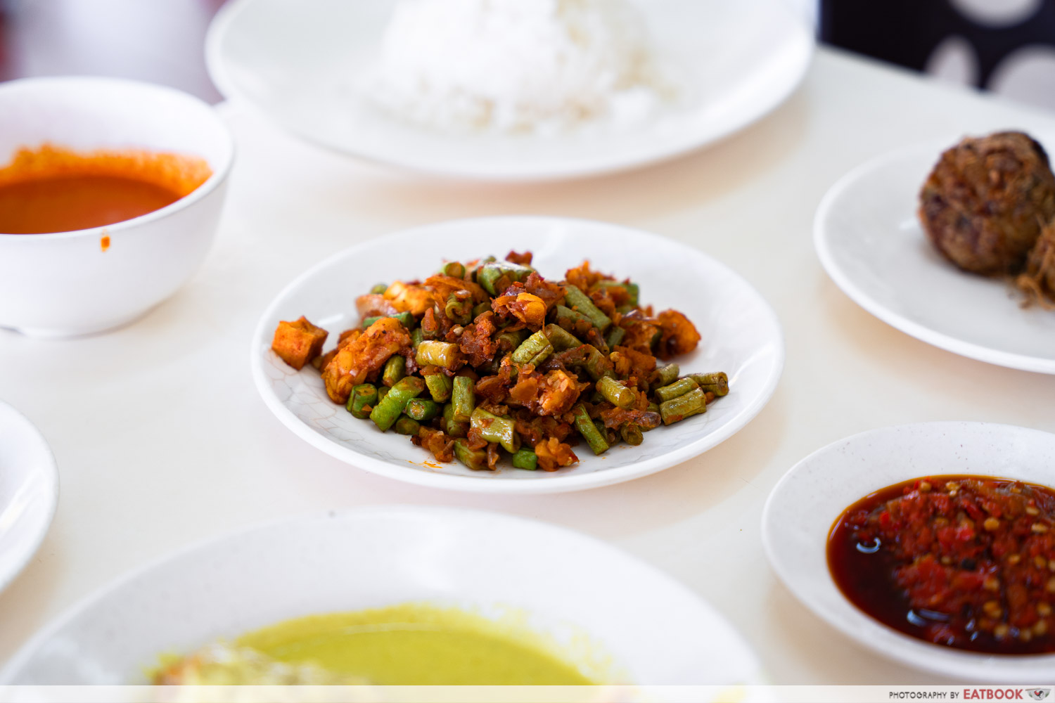 warong-nasi-pariaman-sambal-goreng-establishment