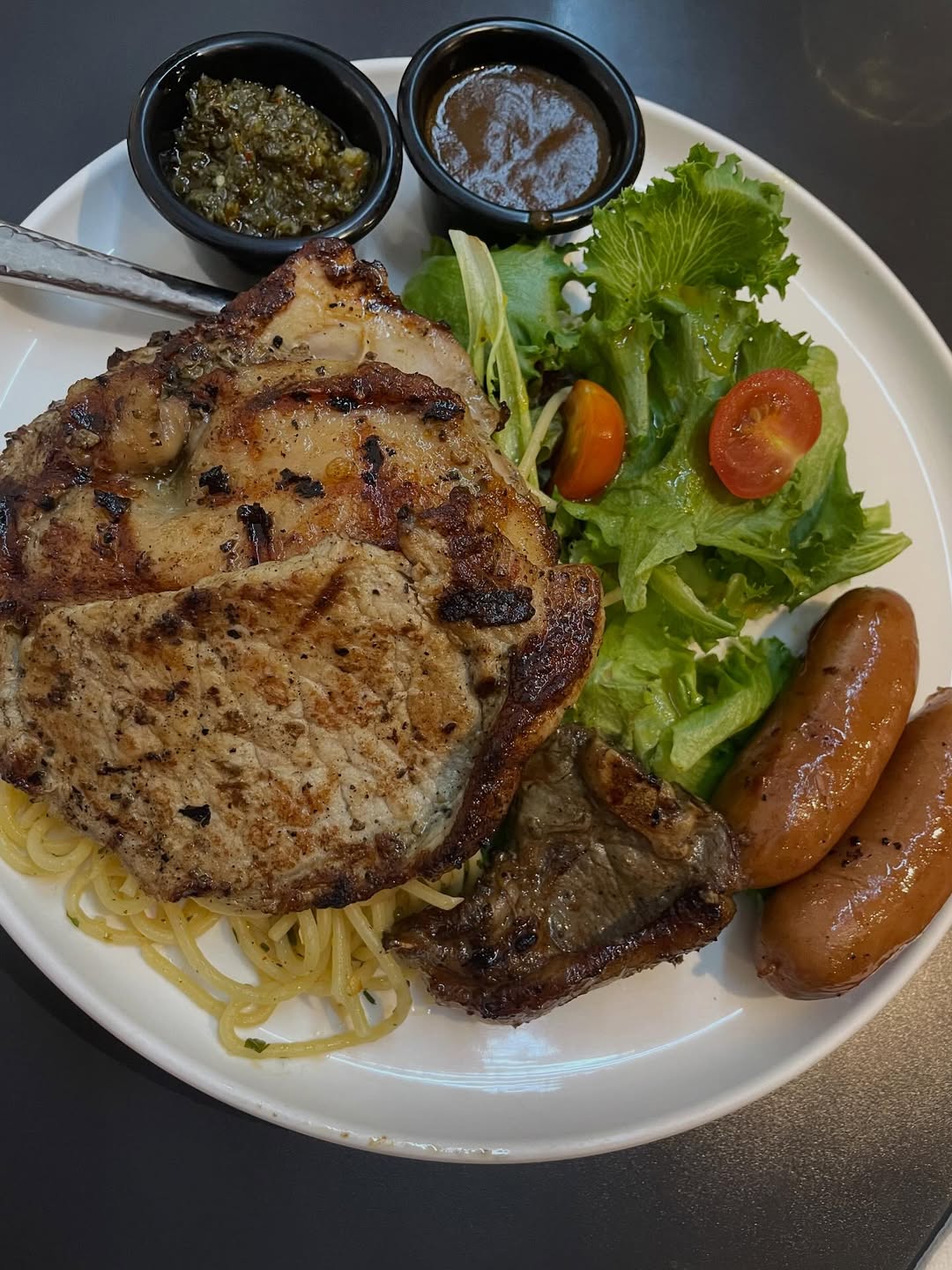 collins-classic-mixed-grill-establishment