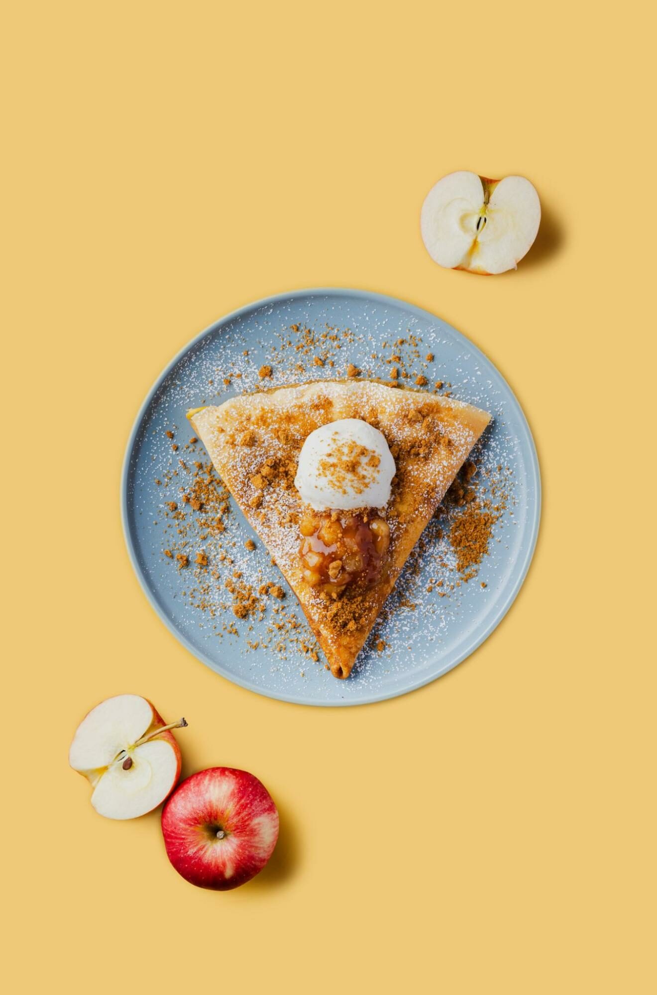 Tamago-EN-1-for-1-crepes-apple-cinnamon