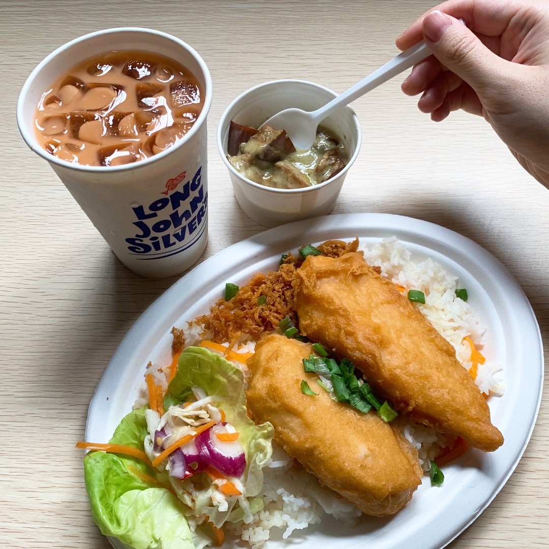 long-john-silvers-closing-flatlay