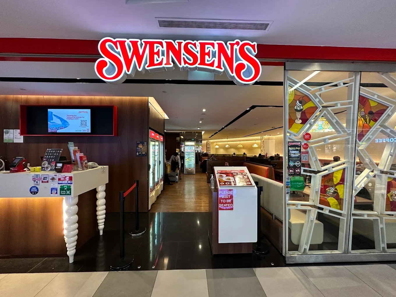 swensens-student-food-deals-storefront