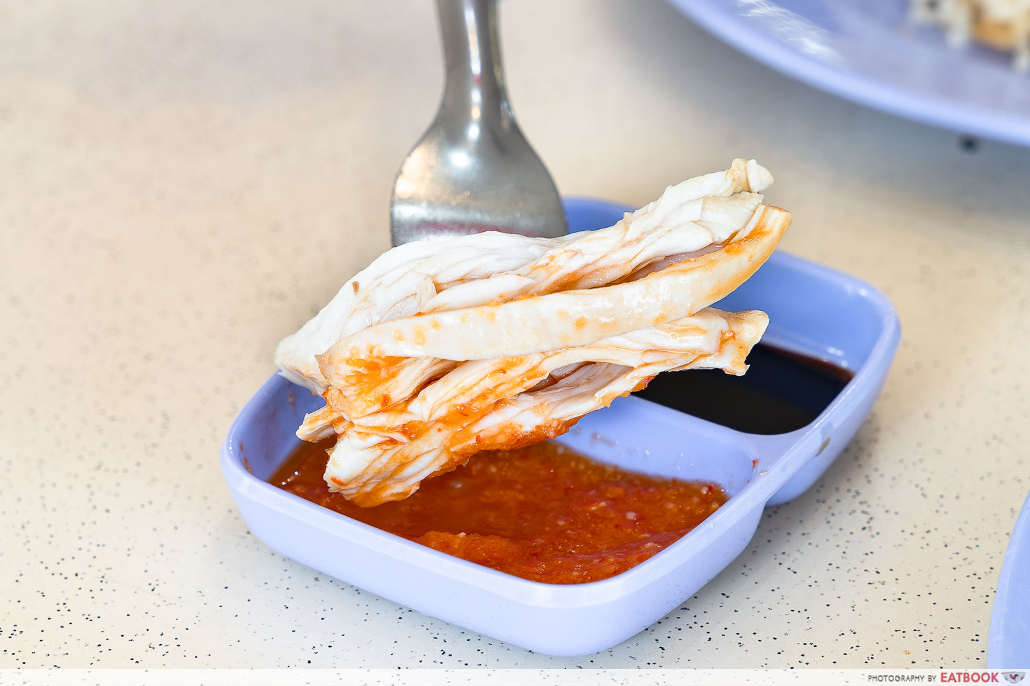 925-Yishun-Hainanese-Chicken-Rice-chilli-sauce