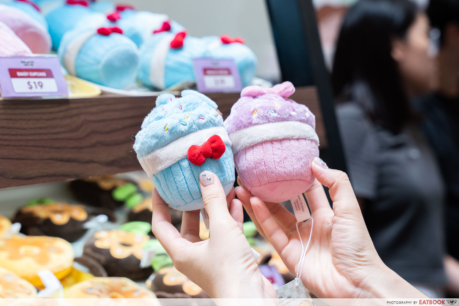 Disney-Plush-Pop-Up-cupcakes
