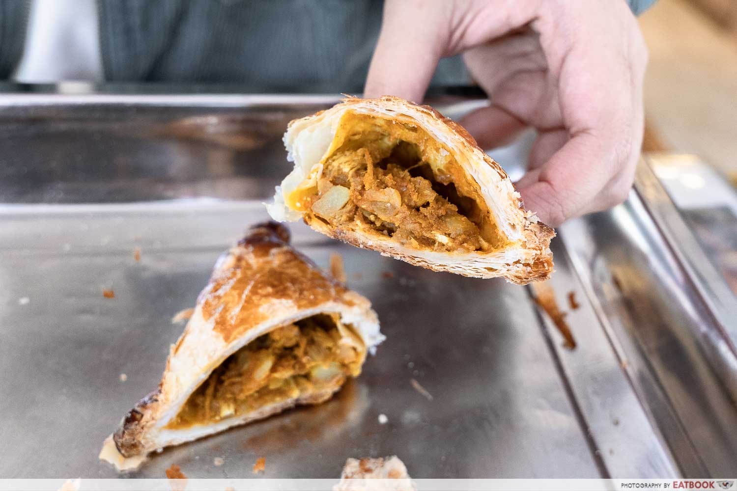 bakery-brera-and-fine-foods-curry-puff-pastry-interaction-cross-section