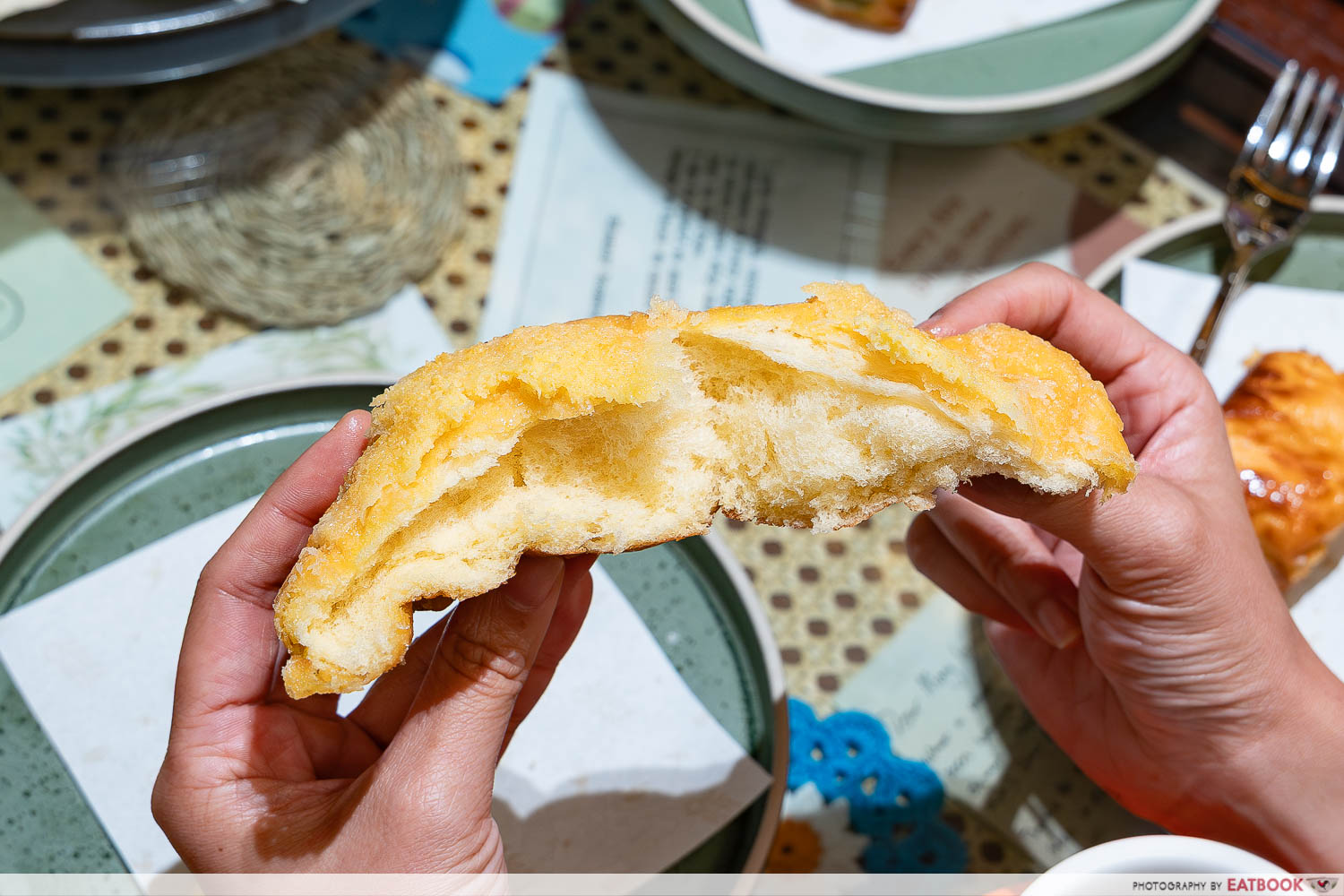 cafe-mary-grace-mary-grace-ensaymada-pull-interaction
