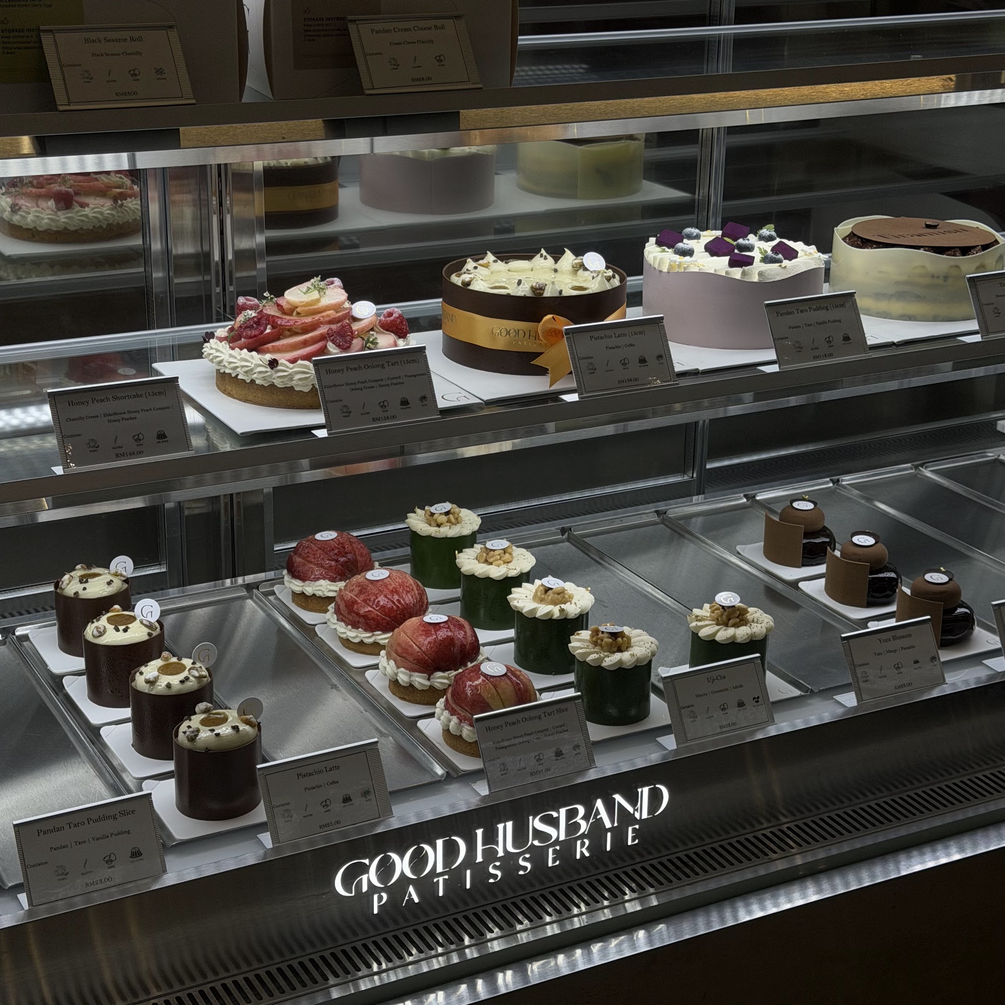 good-husband-patisserie-counter