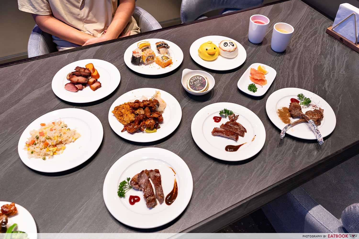 house-plus-bubble-spa-flatlay