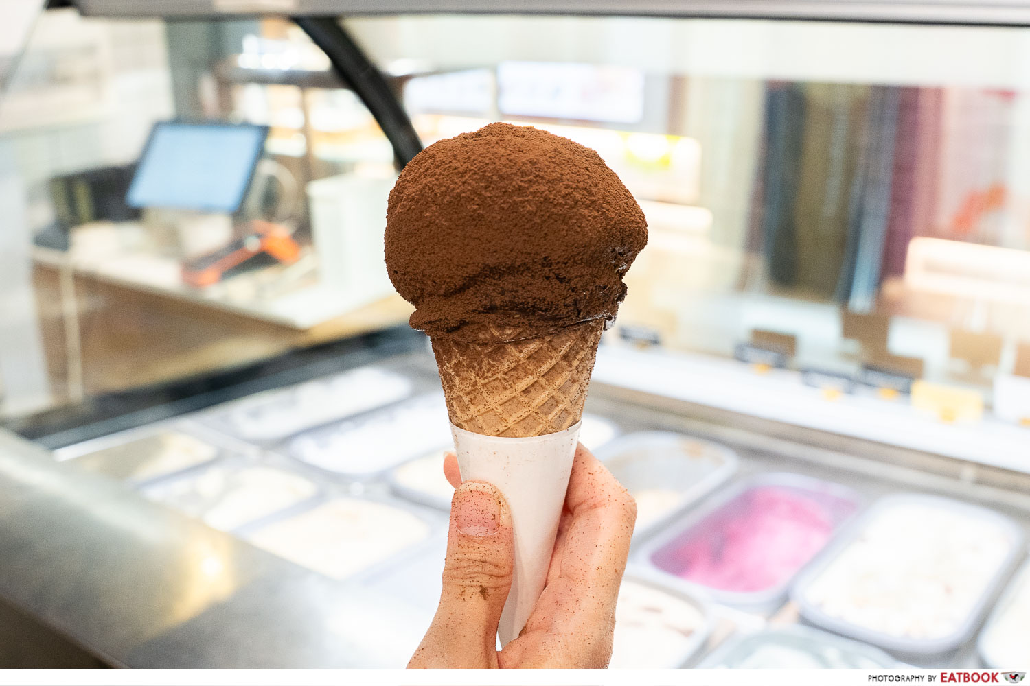 kooks-creamery-dubai-chewy-cookie-ice-cream-establishment