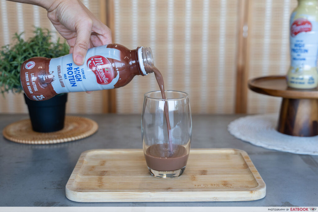magnolia-chocolate-protein-pour