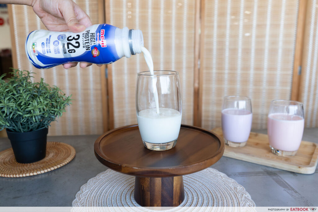 meiji-protein-shake-pour
