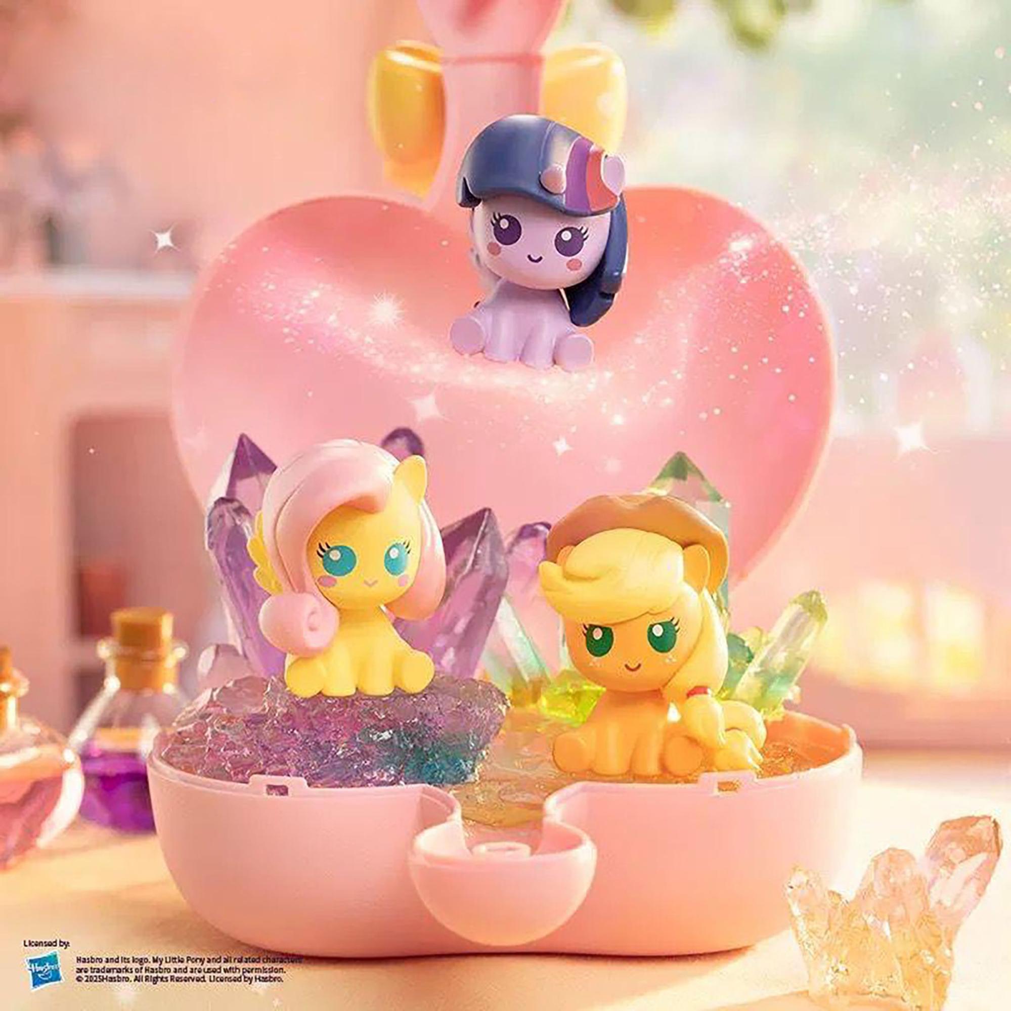 my-little-pony-wong-fu-fu-pop-up-blind-box-figurines-establishment