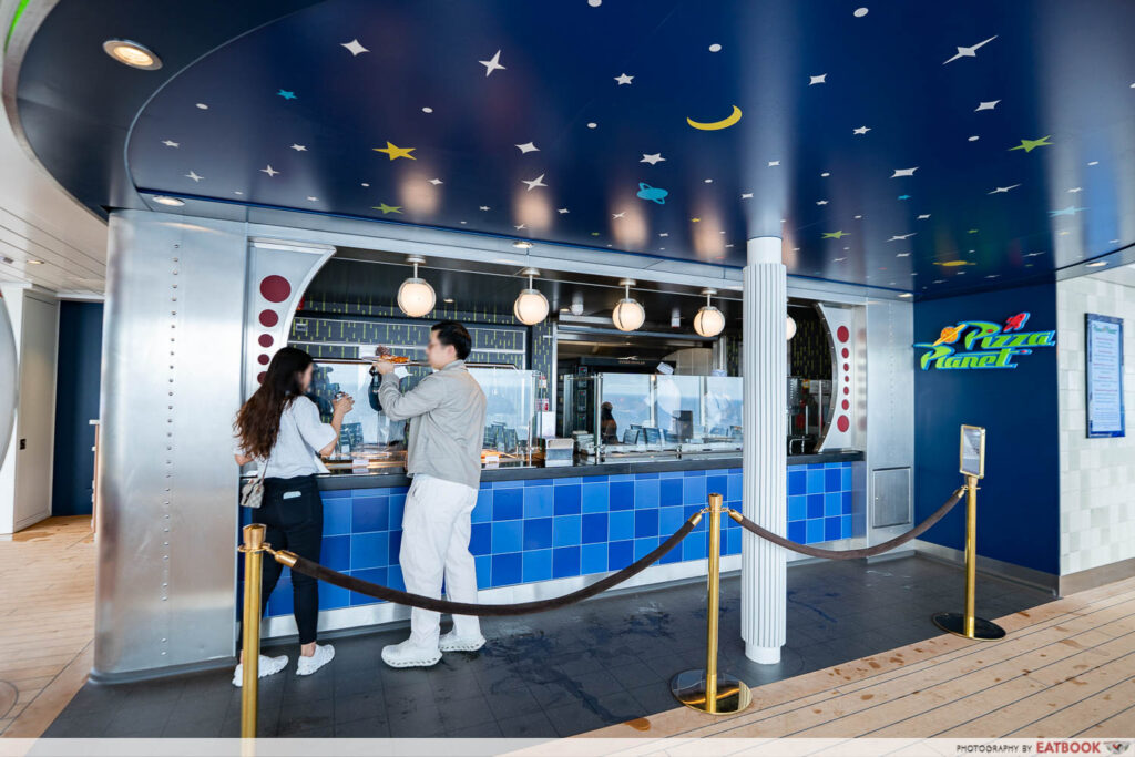 pizza-planet-ambience