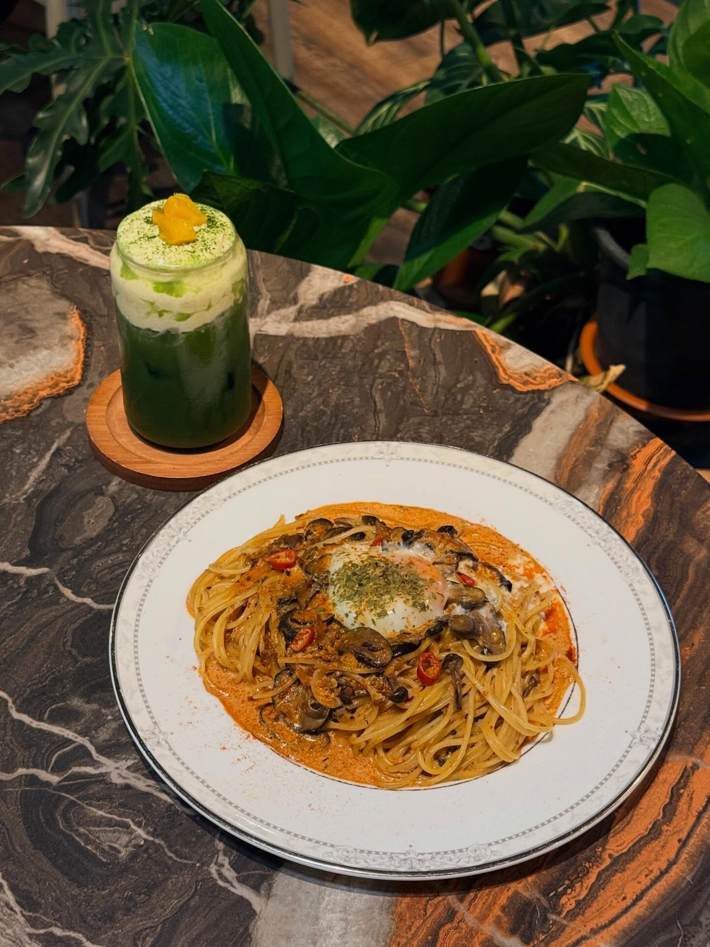 JB new cafe-Linn cafe